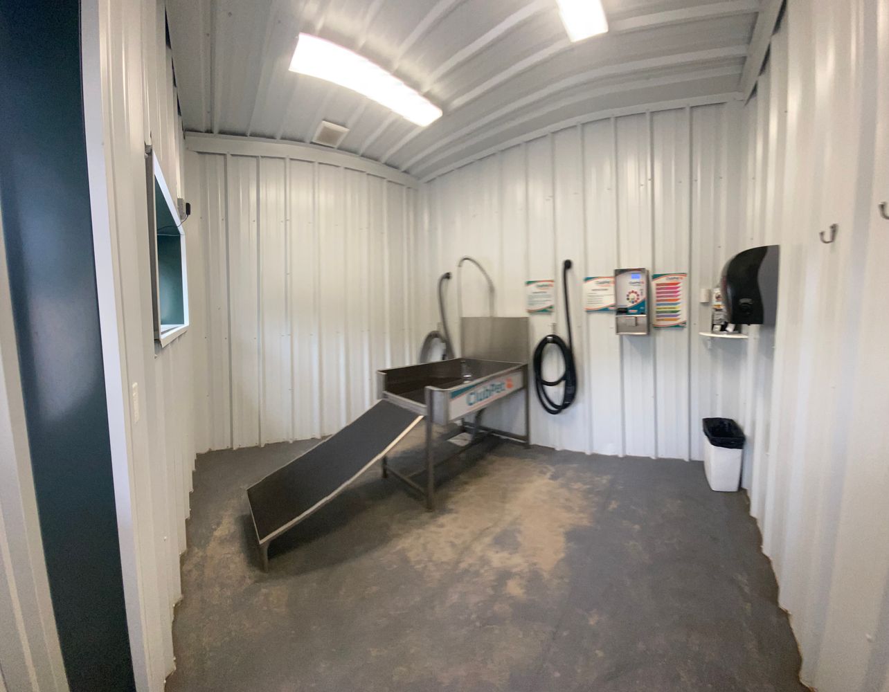 Car Wash: 504 W Front Ave, Joliet, MT 59041
